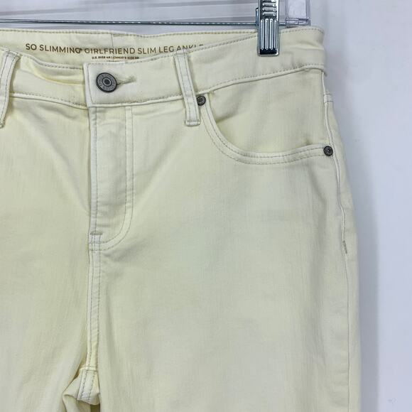 Chicos So Slimming Girlfriend Slim Leg Ankle Jean Womens 0 US 4 Cream White - Picture 3 of 7